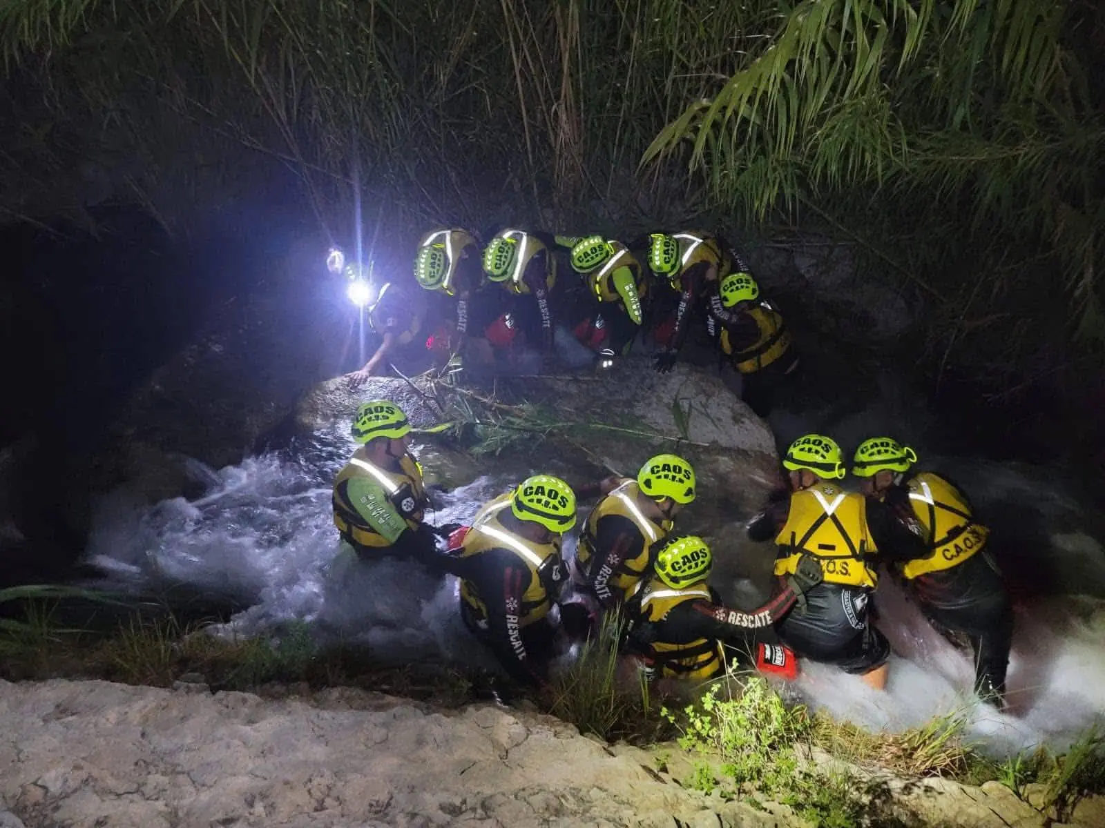En estrecha colaboración con el Mountain Home Vol. Fire Dept., los elementos mexicanos participan activamente en las labores de búsqueda y rescate
