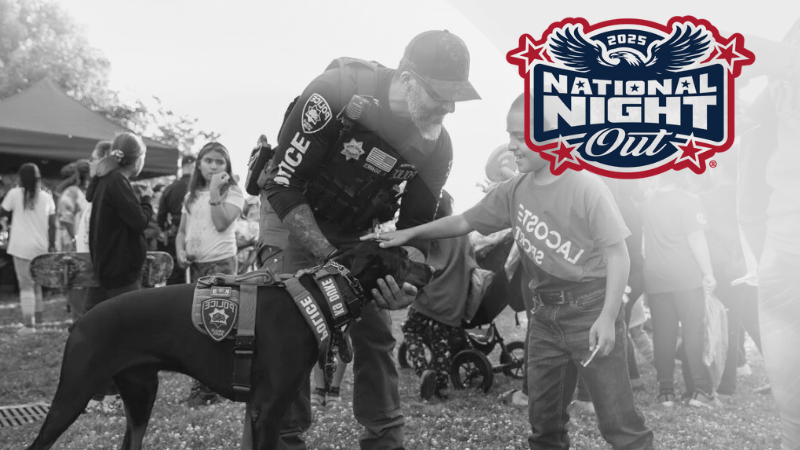 Vecinos de East Palo Alto podrán convivir este martes 4 de agosto con policías, bomberos, personal de emergencias y líderes comunitarios durante National Night Out 2026.