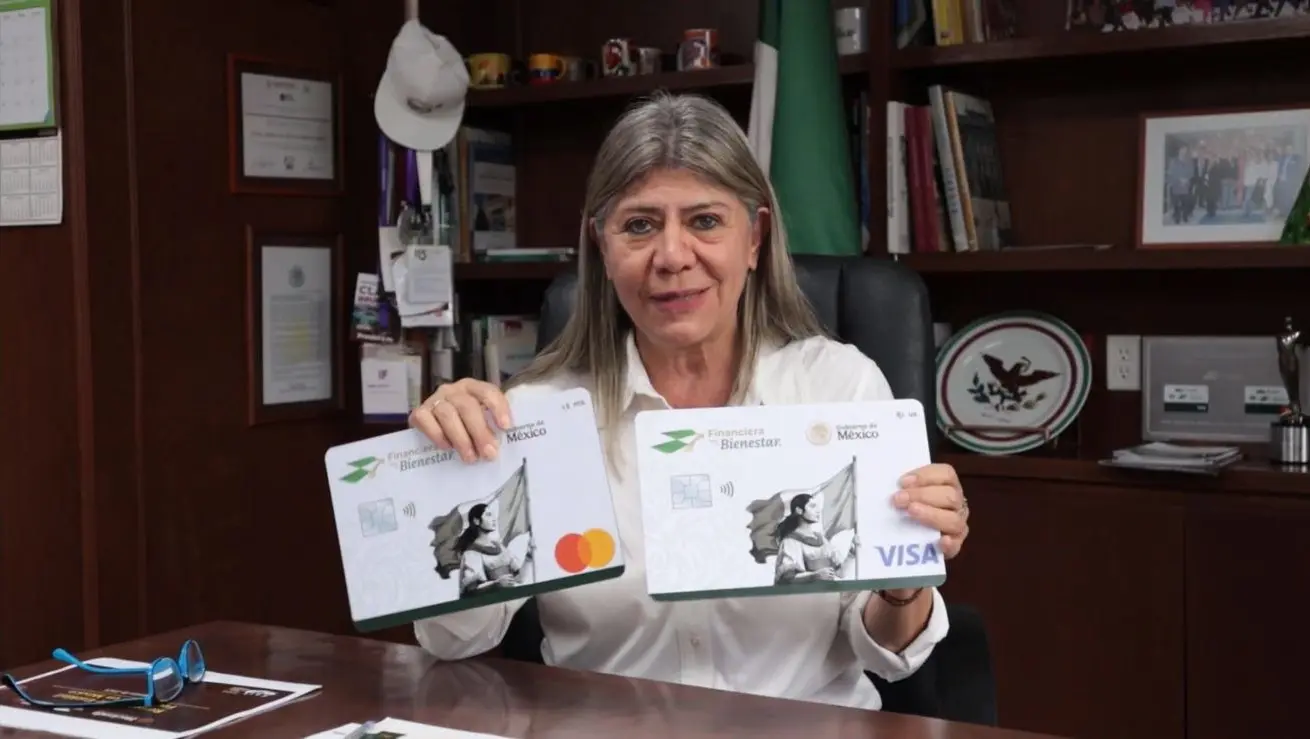 Rocío Mejía Flores, directora general de la Financiera para el Bienestar (Finabien) expone los beneficios de la Tarjeta Paisano para revolucionar el envío de remesas.