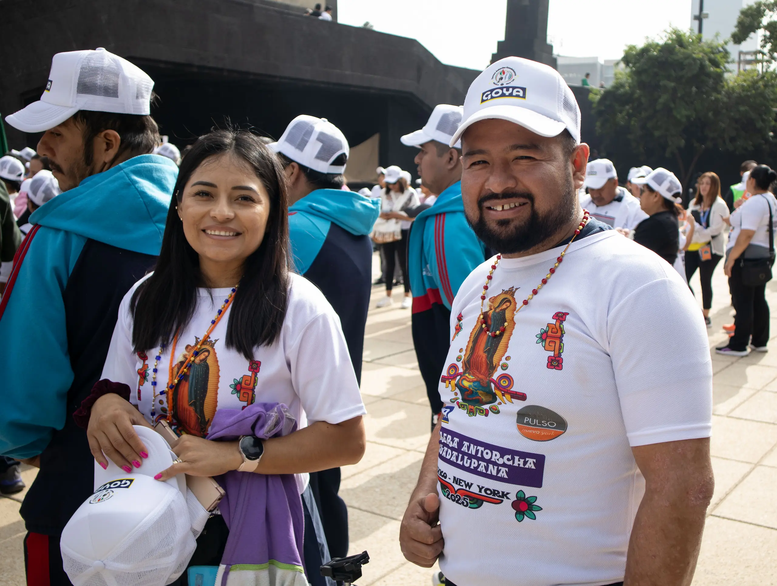 Familia asistente a la Carrera Antorcha Guadalupana. Ciudad de México, 30 de agosto de 2025. Hans Leguízamo / MxPA