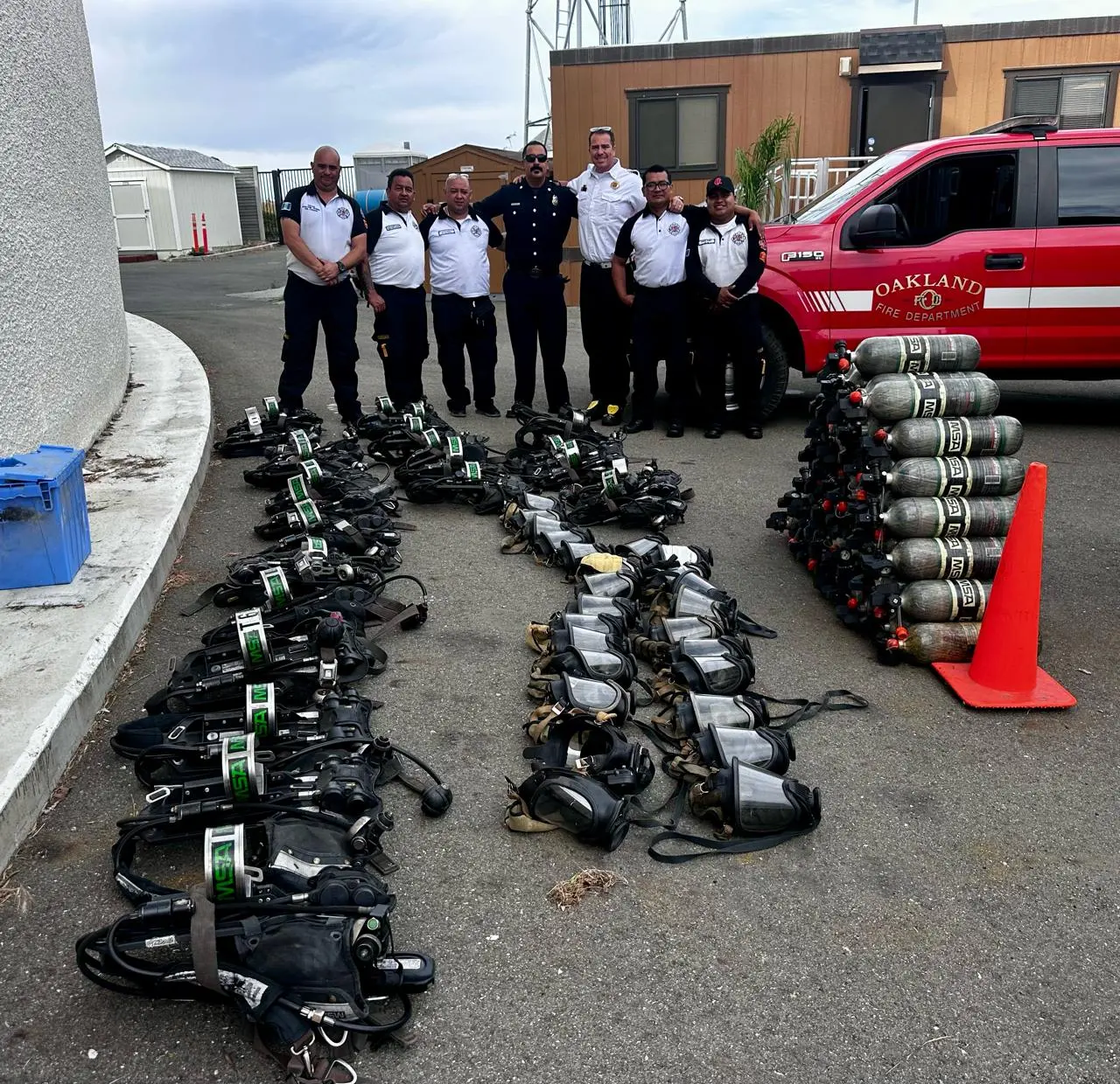 Aparte de los bomberos del condado de San Mateo, se sumó al intercambio de conocimientos y experiencias un grupo de servidores públicos de la ciudad de Oakland.  