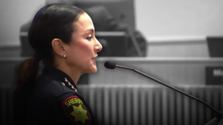 Juez independiente encuentra causa para destituir a la alguacil Christina Corpus en el condado de San Mateo