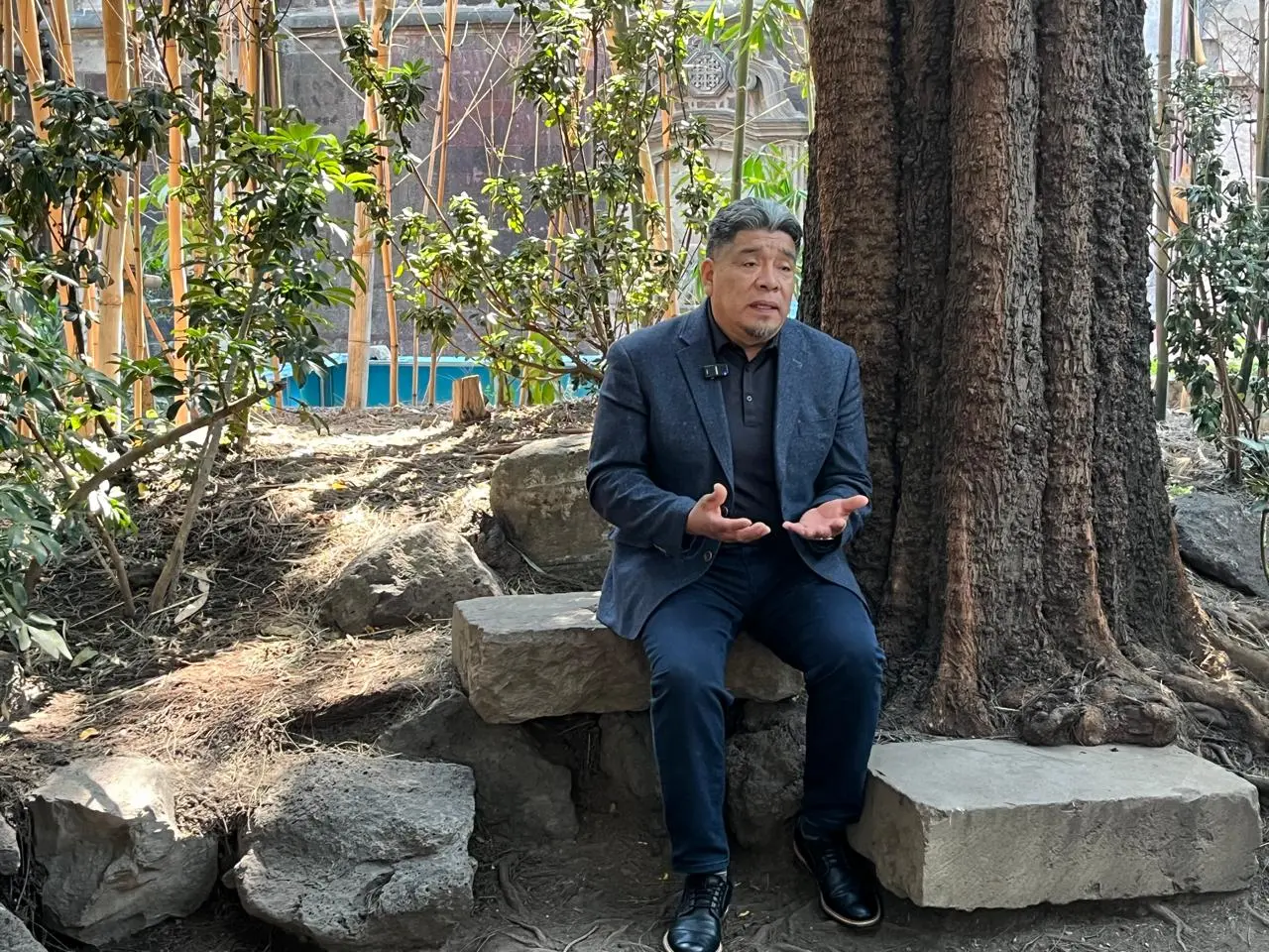 Otra de las voces presentes fue la del muralista Cornelio Campos, originario de Cherán, Michoacán, y radicado en Carolina del Norte.