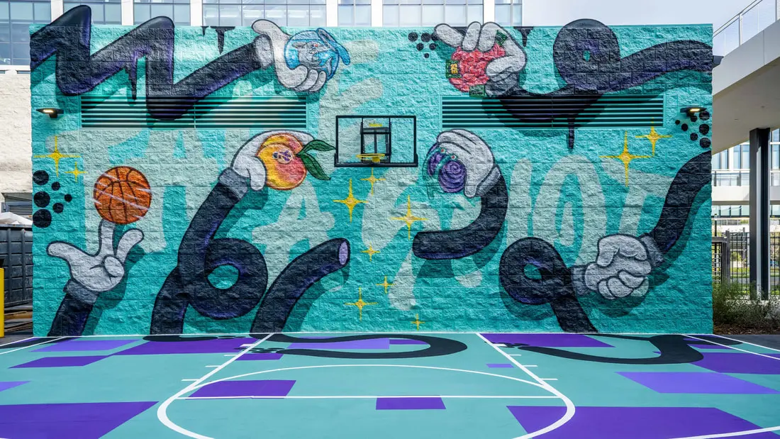 Camacho desarrollará el proyecto Pop-Up Box, una galería de arte móvil construida dentro de un camión de mudanzas que recorrerá barrios, escuelas, parques y residencias de adultos mayores llevando exposiciones rotativas de artistas locales. 