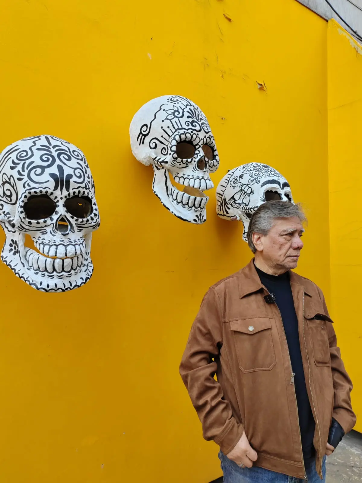 Julio César Guerrero recordó cómo su familia fue afectada por los programas de repatriación de mexicanos en Estados Unidos en el siglo XX y cómo, a partir del movimiento de derechos civiles, se forjó una identidad política chicana que lucha contra la discriminación y la exclusión.