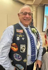 Entre 1967 y 1980, Michael O’Brien sirvió en cuatro submarinos, viviendo de primera mano la tensión y el compromiso de la Guerra Fría. 