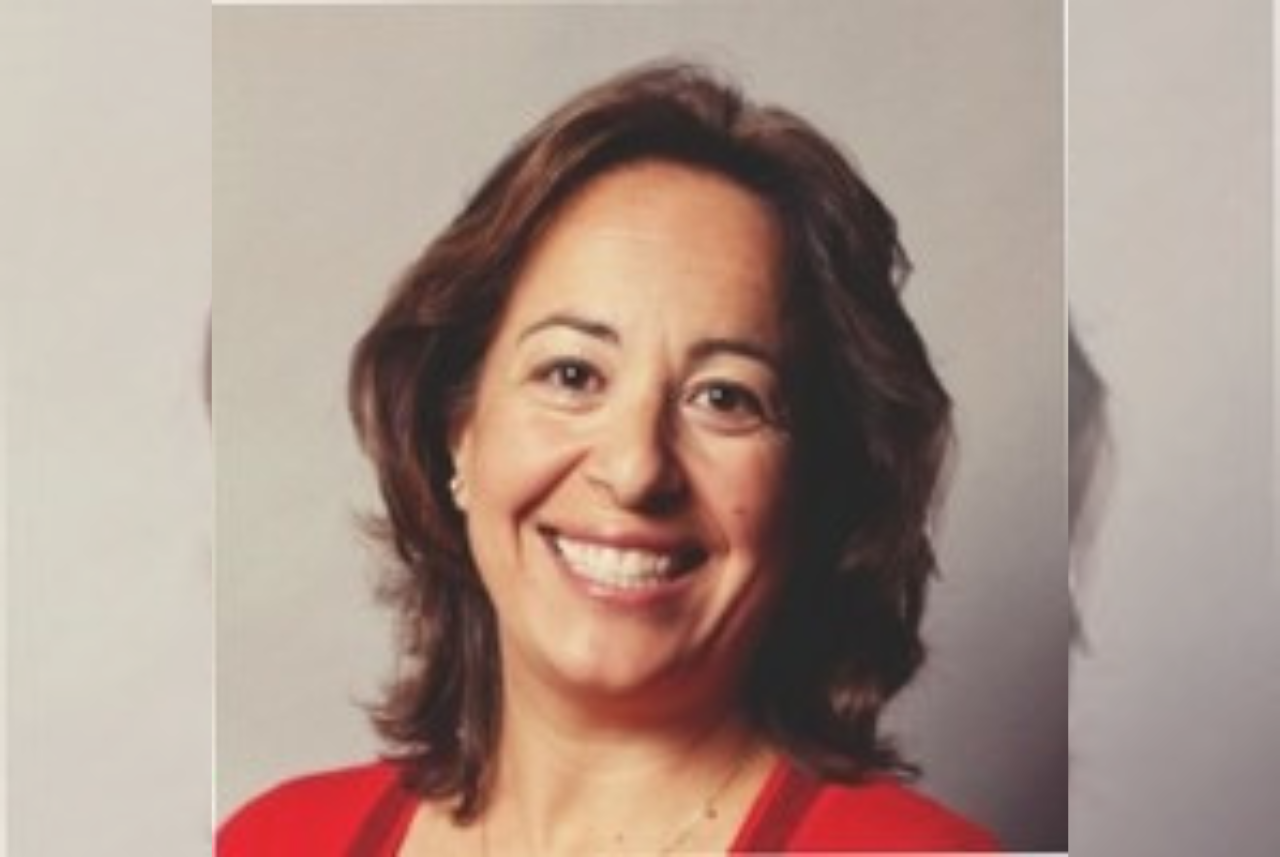 La Junta de Supervisores del Condado de San Mateo rindió homenaje a la subdirectora ejecutiva Iliana Rodríguez, quien se retirará el 31 de diciembre de 2025 tras 38 años de servicio público.