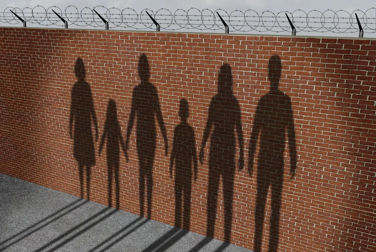 Una encuesta realizada por Goodwin Simon Strategic Research reveló un rechazo creciente entre los votantes de California hacia la estrategia migratoria de Trump