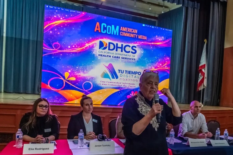 Primer panel comunitario sobre acceso a la salud en Santa María reúne a más de 250 personas