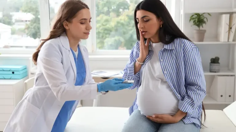Proyección en Redwood City abre diálogo urgente sobre desigualdades en la salud materna