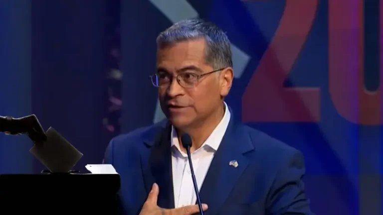 Debate para gobernador de California: rivales se unen contra Becerra, el favorito demócrata