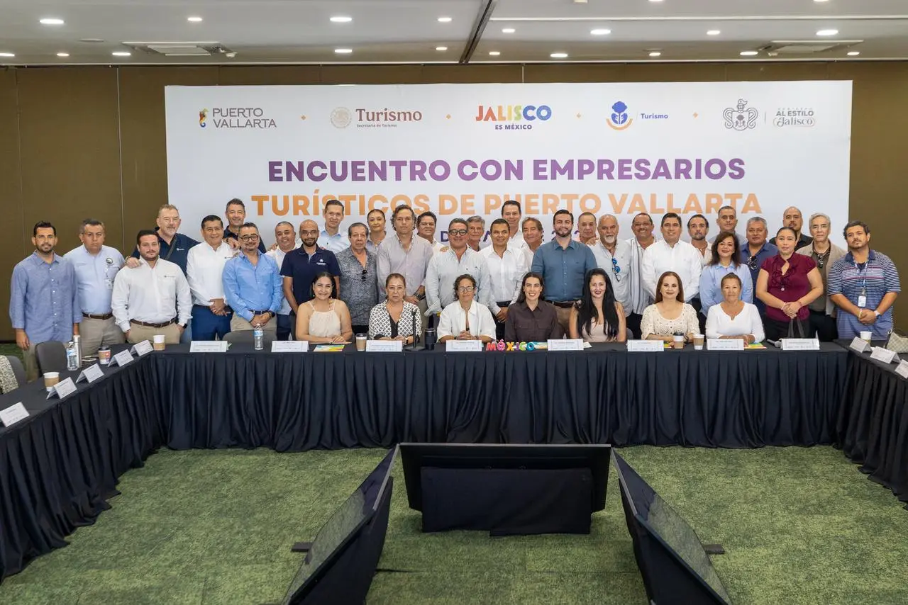 Durante una gira de trabajo por Puerto Vallarta, Tequila y Guadalajara, la secretaria de Turismo del Gobierno de México, Josefina Rodríguez Zamora, destacó que el estado recibió 12 millones 716 mil visitantes durante 2025, cifra que lo mantiene como el tercer destino turístico más importante del país.