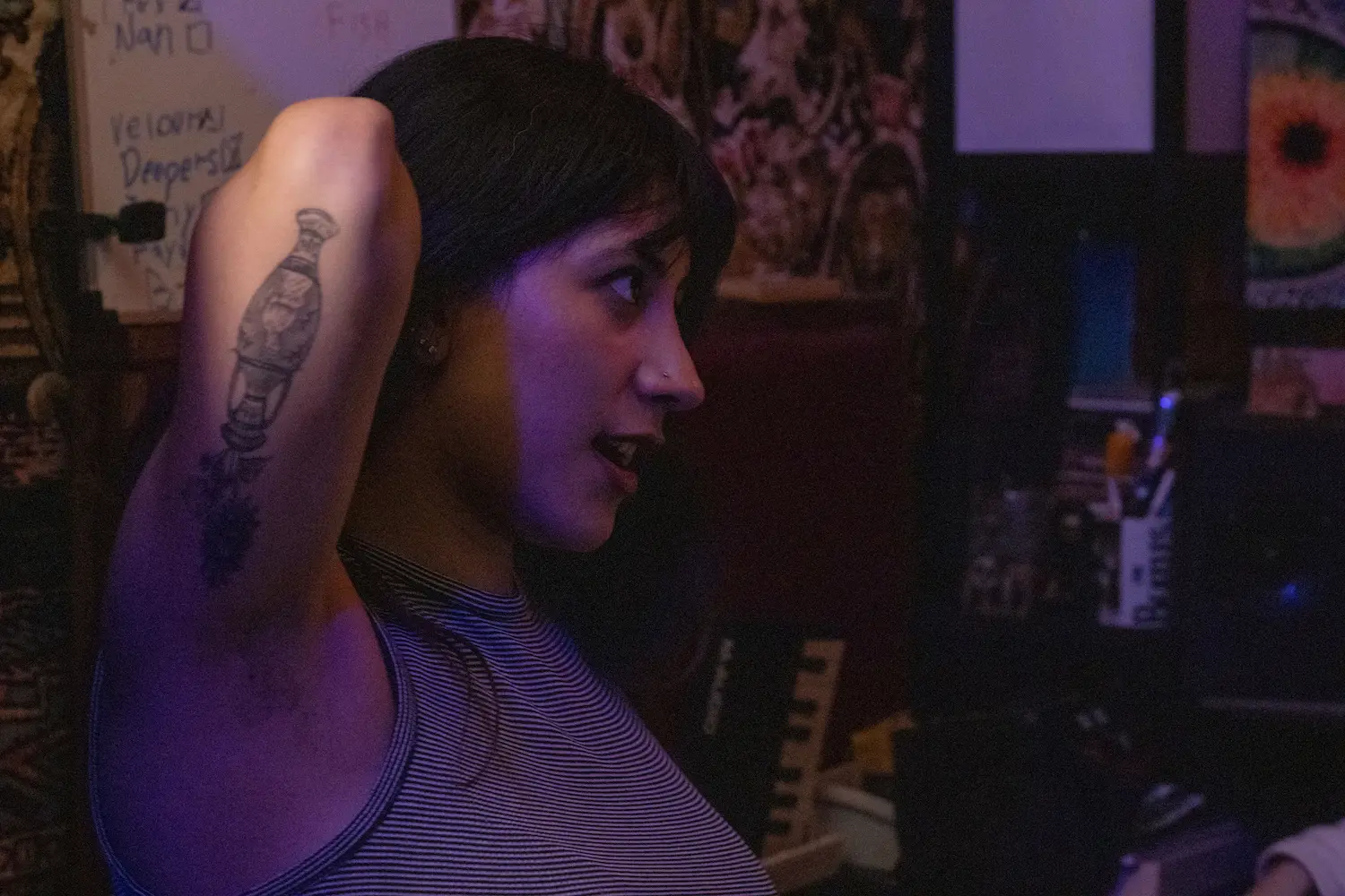 María, Vocalista de CNTNTS después de un ensayo, México 8 de mayo, 2026. Hans Leguízamo / MxPA.