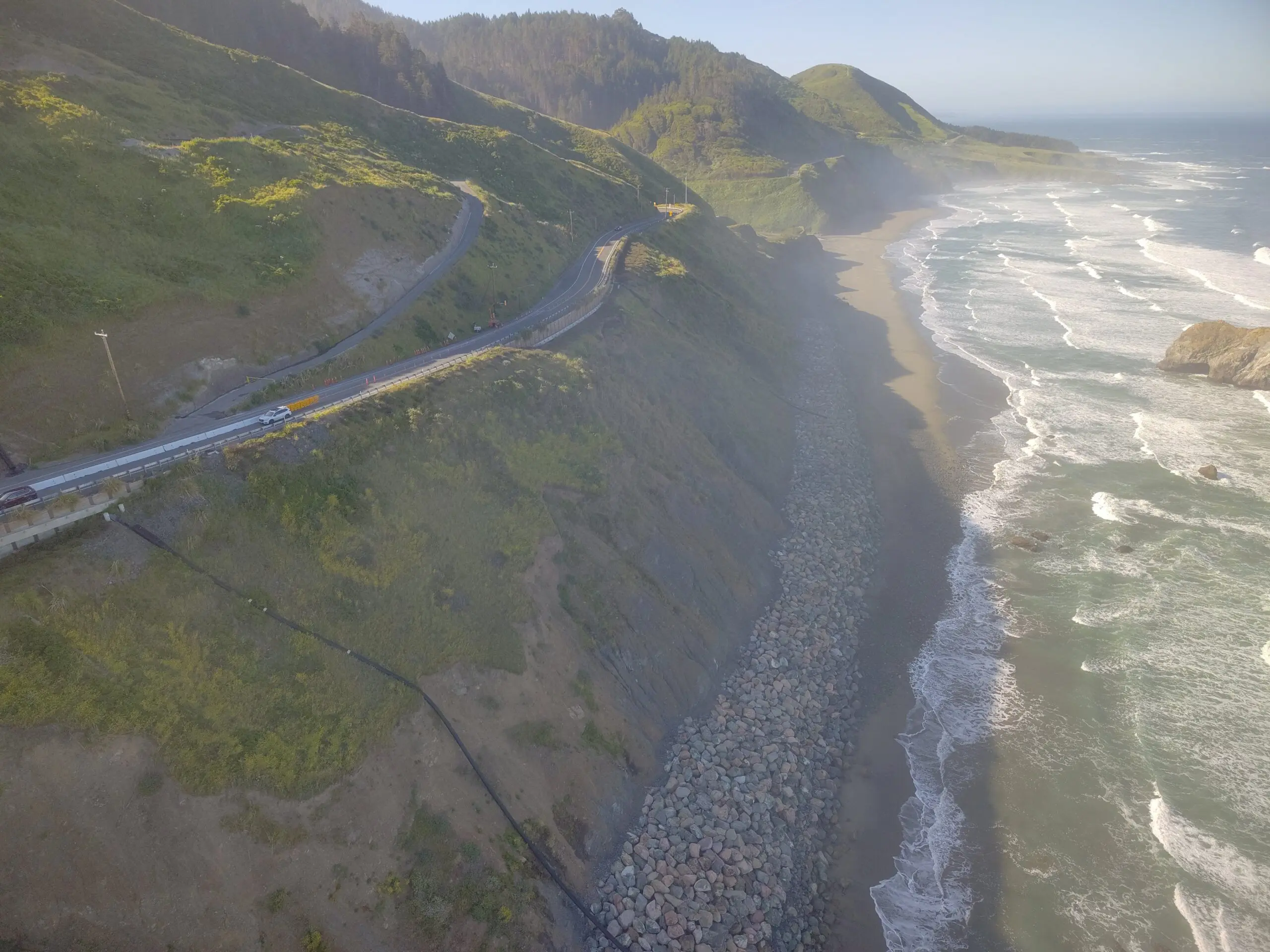 La administración del gobernador Gavin Newsom anunció que está por concluir la devolución de 136 acres de Blues Beach y los acantilados del condado de Mendocino a Kai Poma