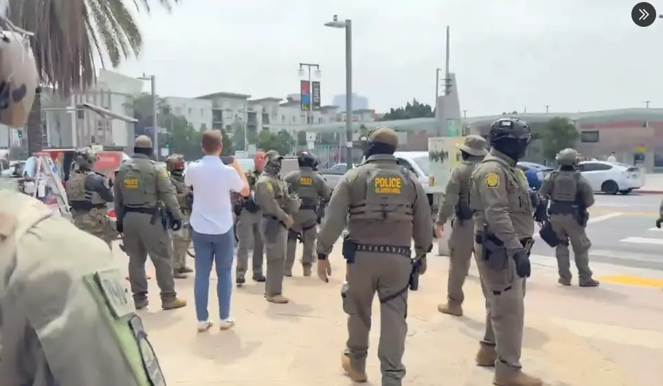 La redada migratoria desplegada por la administración de Donald Trump frente a Gavin Newsom tuvo un objetivo político.