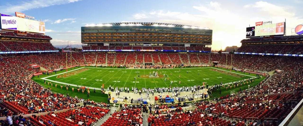 La espera terminó para los Faithful. Los San Francisco 49ers abren la pretemporada en el Levi’s Stadium este jueves 13 de agosto para enfrentar a los Tennessee Titans.