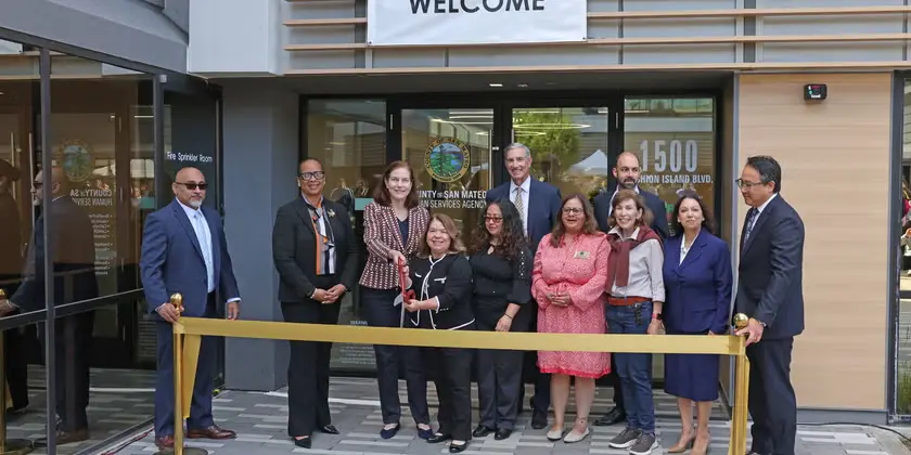 Los residentes del condado de San Mateo podrán solicitar ayuda con alimentos, cobertura médica, empleo, apoyo familiar y otros servicios esenciales en una nueva oficina de Servicios Humanos
