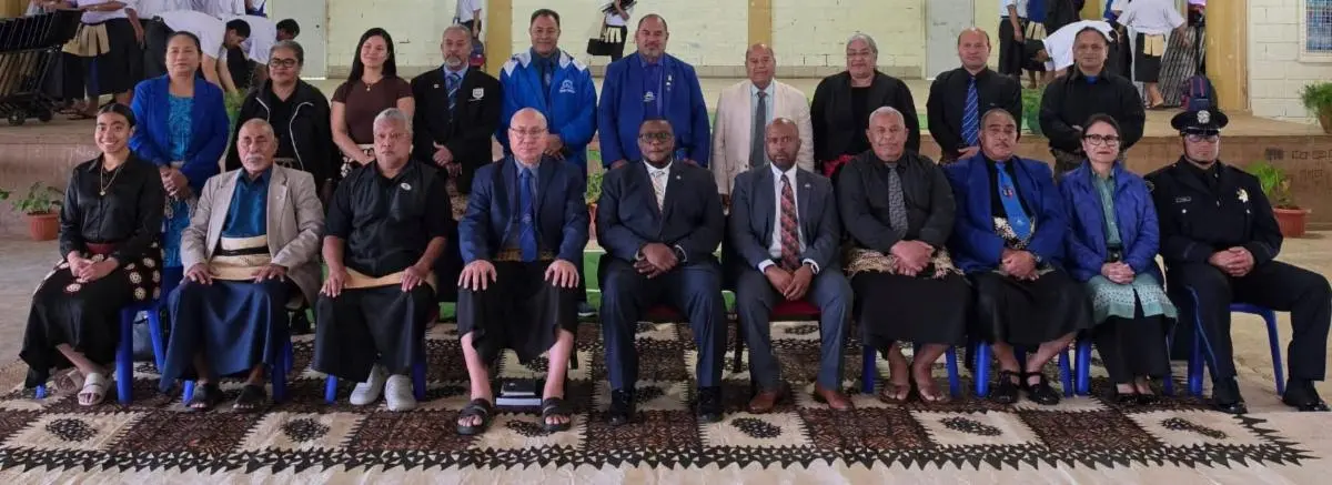 Una delegación de East Palo Alto realizó una histórica visita a Tonga desde que la ciudad estableció una relación de hermanamiento con el Distrito de Kolofoʻou.