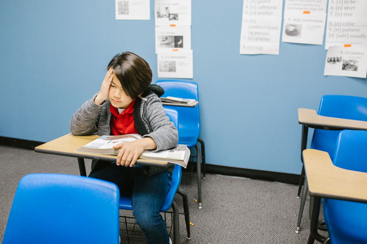 Alrededor del 24 por ciento de los estudiantes más jóvenes de California tuvieron ausencias crónicas en el curso 2024-25