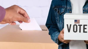 Voto afrodescendiente se muestra cambiante, pues buscan representación real ante un panorama desafiante en recortes de recursos y nuevos mapas electorales.